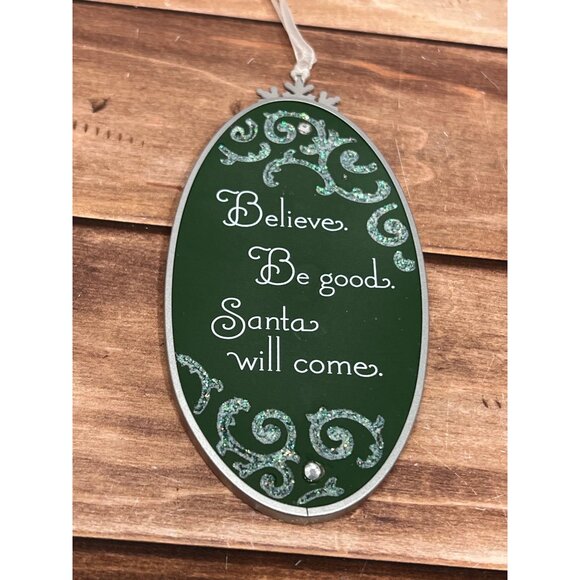 2010 HALLMARK KEEPSAKE ORNAMENT QXG3533 BELIEVE IN SANTA BY JULIE FORSYTH - Picture 9 of 10